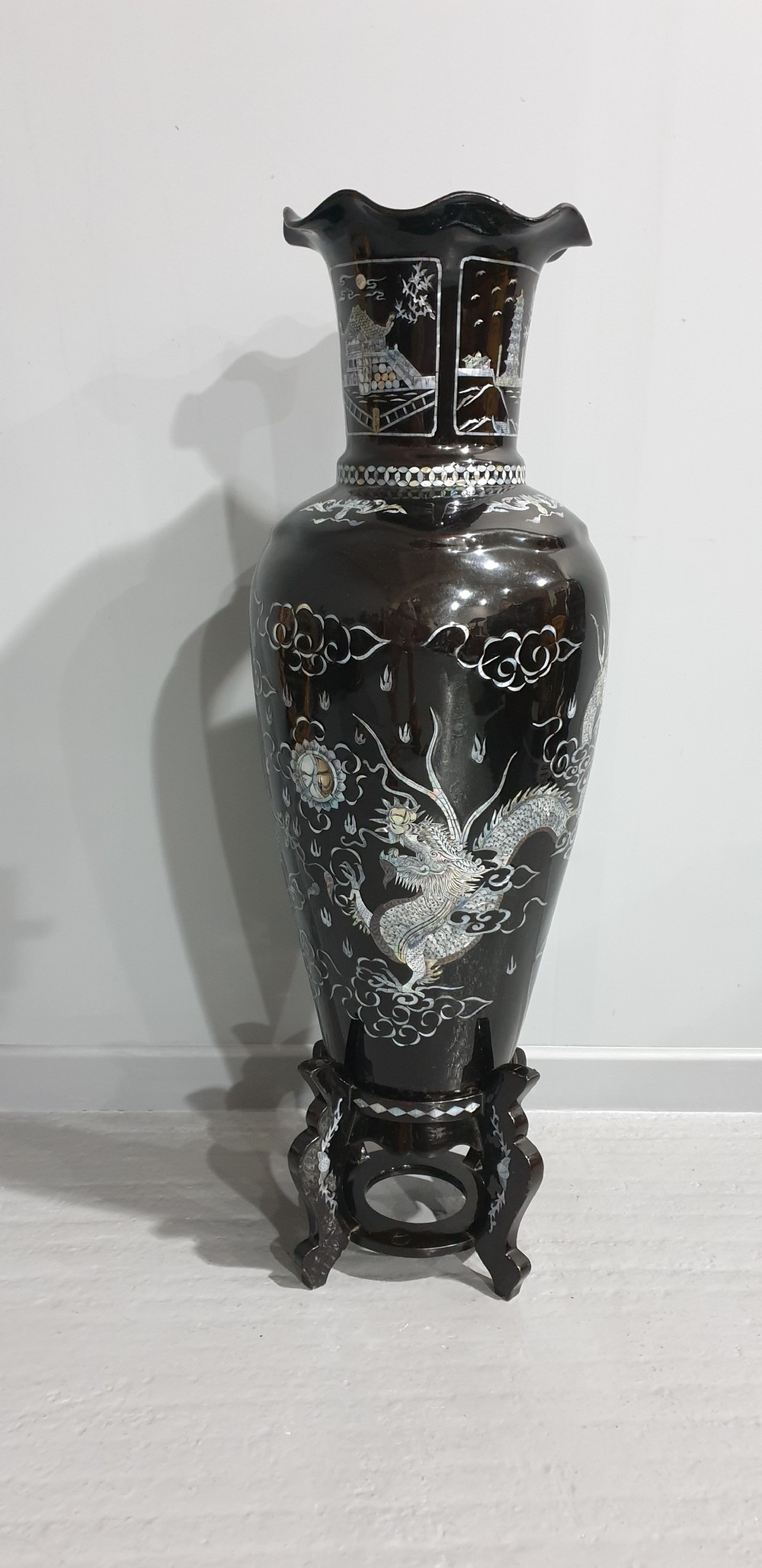 Outstanding Oriental Floor Vase on Stand