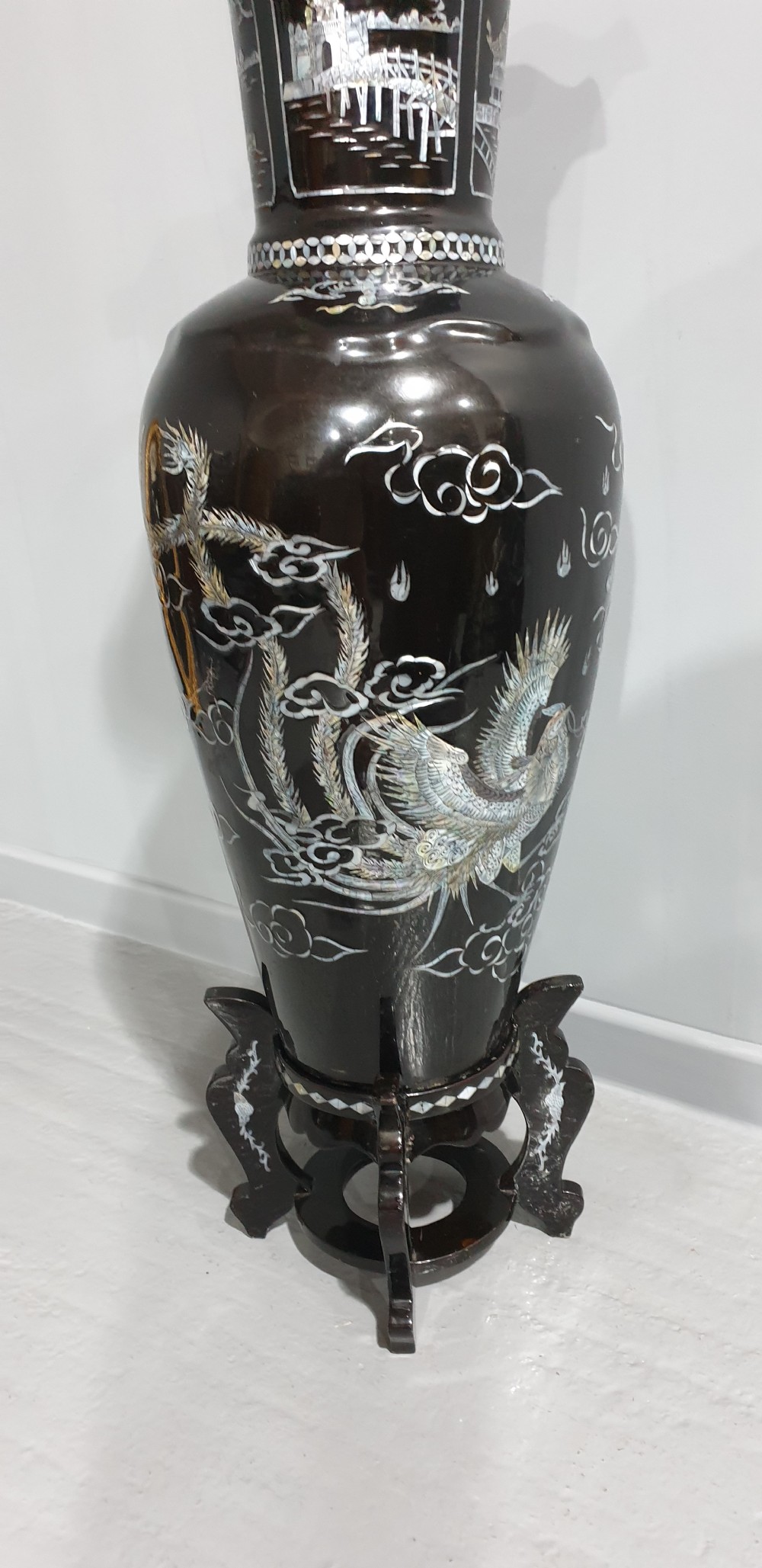 Outstanding Oriental Floor Vase on Stand View VII