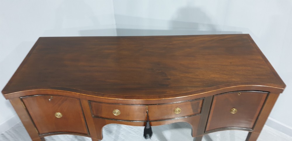 Serpentine Georgian Mahogany Sideboard View V