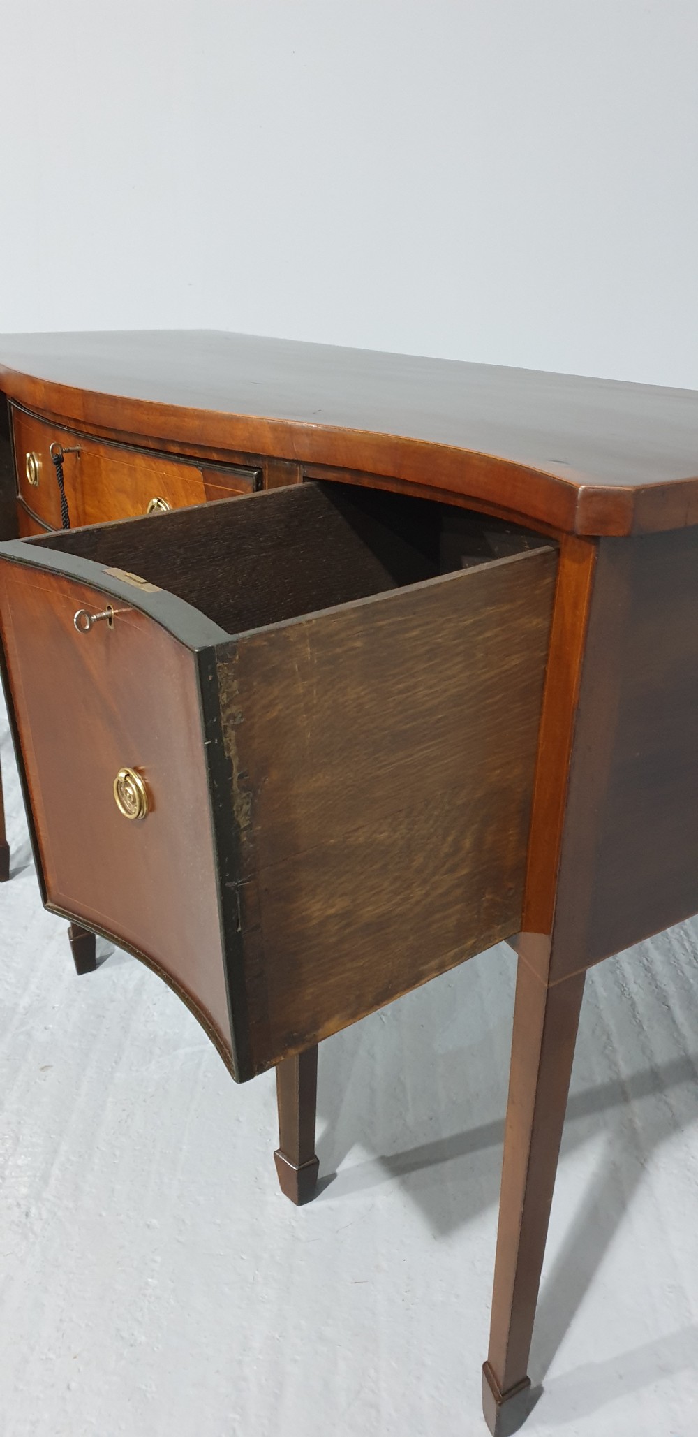Serpentine Georgian Mahogany Sideboard View VI