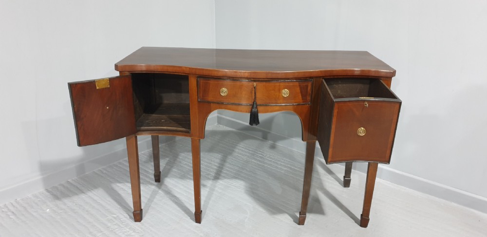 Serpentine Georgian Mahogany Sideboard View VII