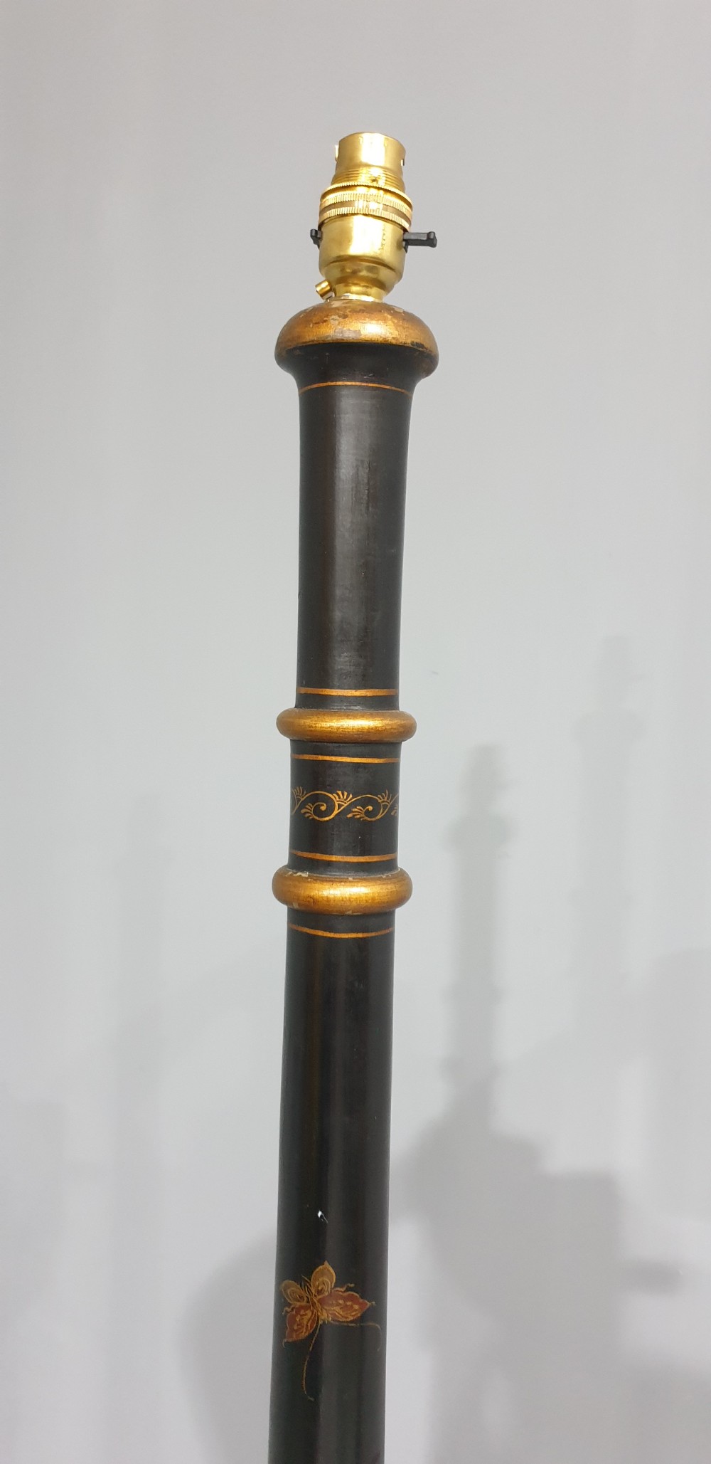 Chinoiserie Standard Lamp View IV