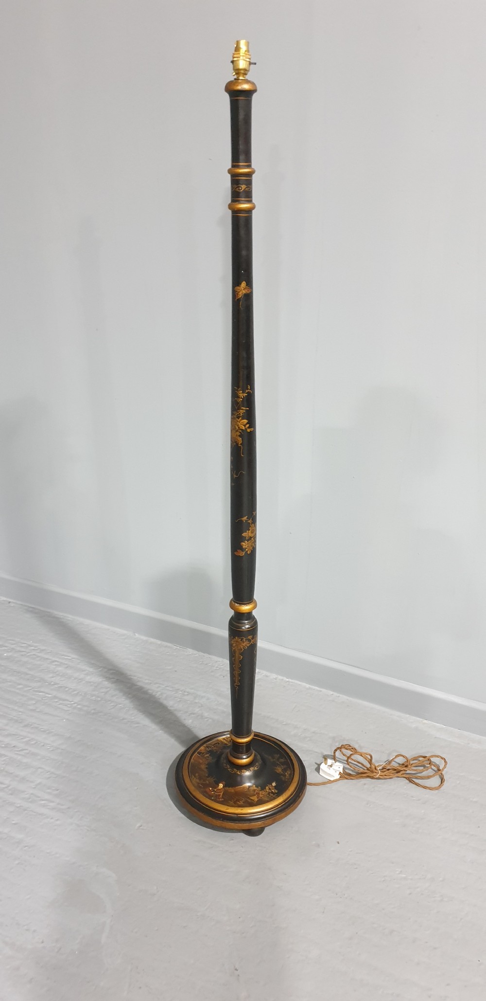 Chinoiserie Standard Lamp View V