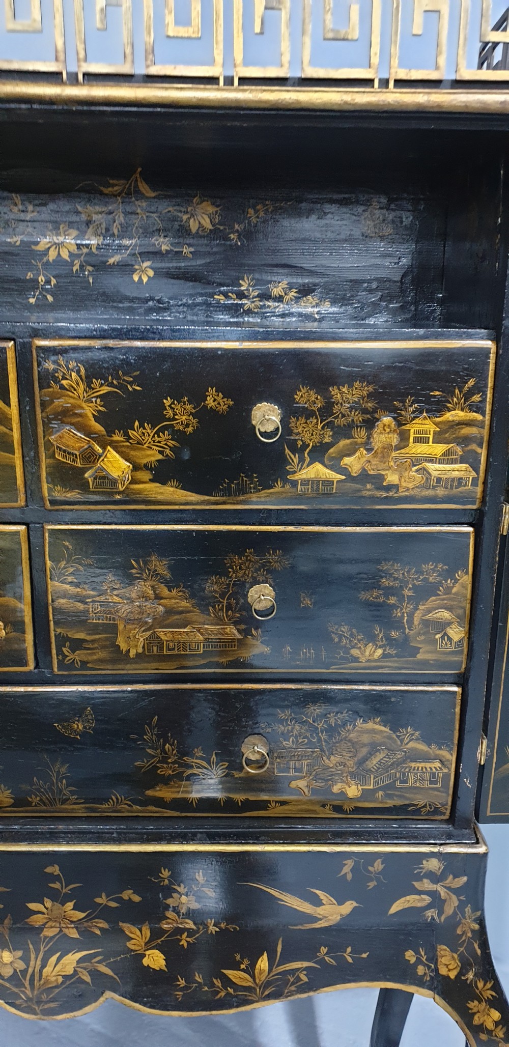 C18th Chinoiserie Laquered Cabinet on Stand View XI
