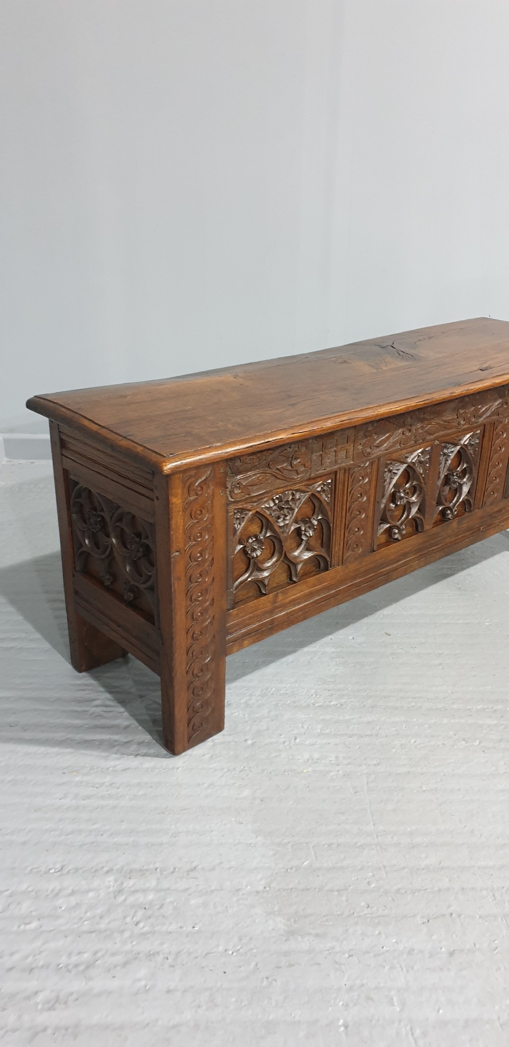 Very Nice Geogian Oak Coffer View IV