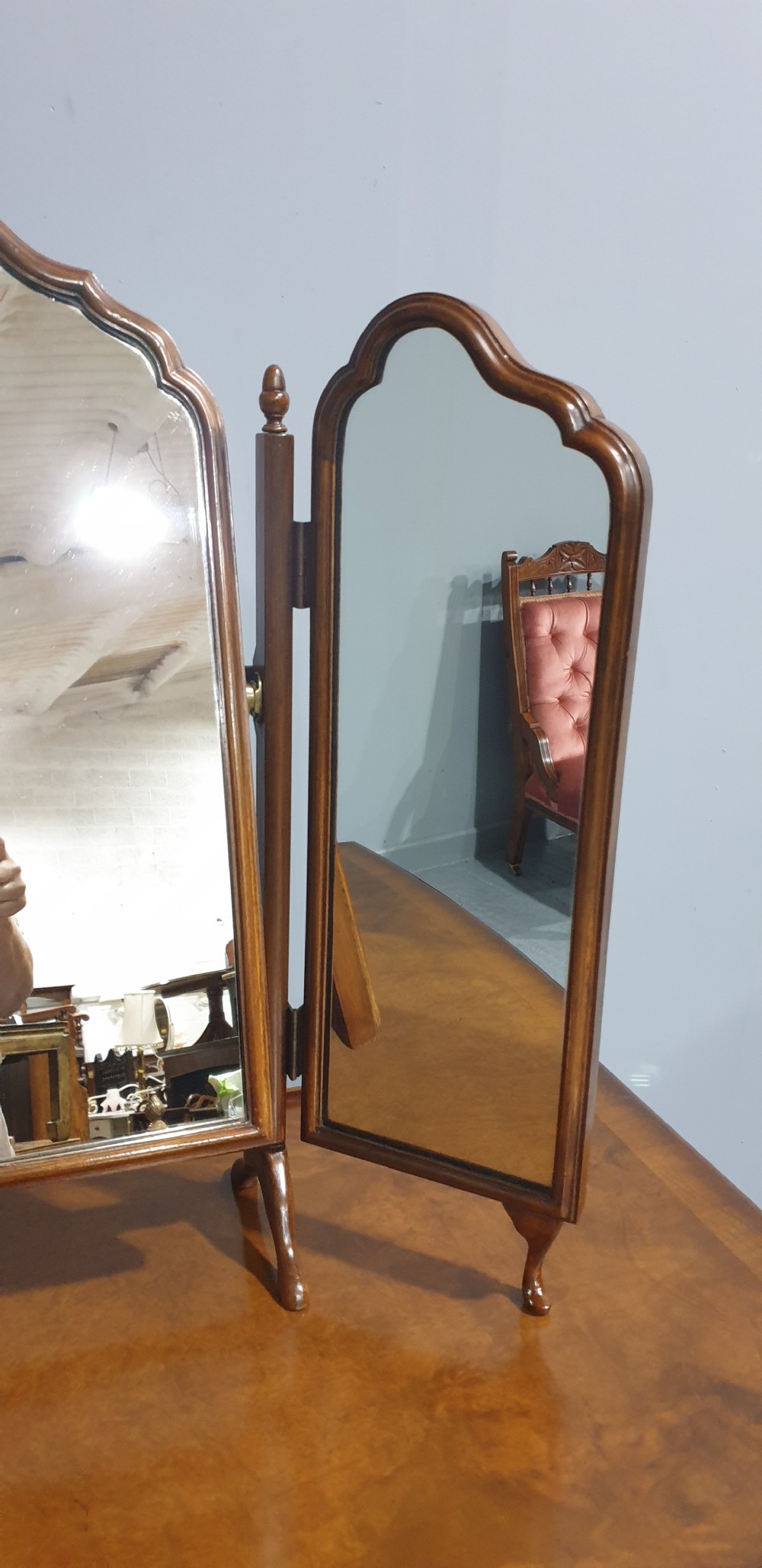 Superb Burr Walnut Dressing Table View VII