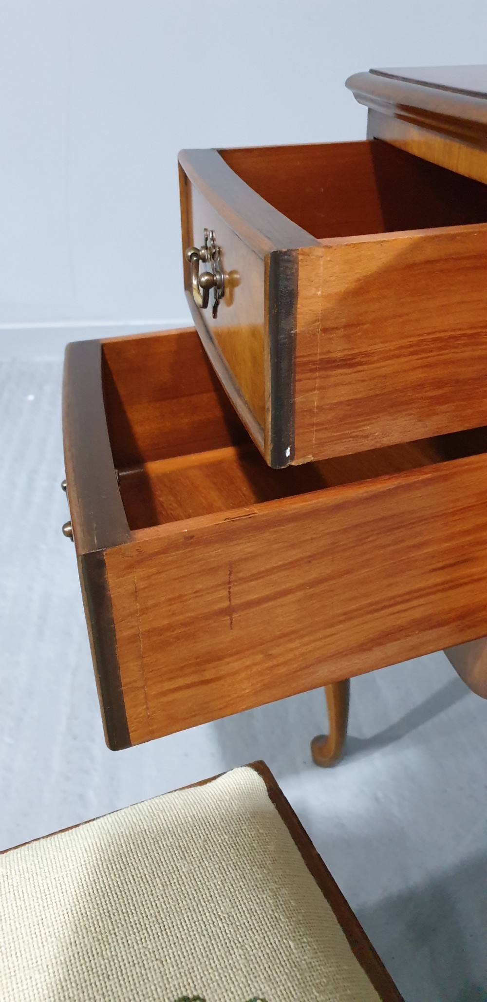 Superb Burr Walnut Dressing Table View X