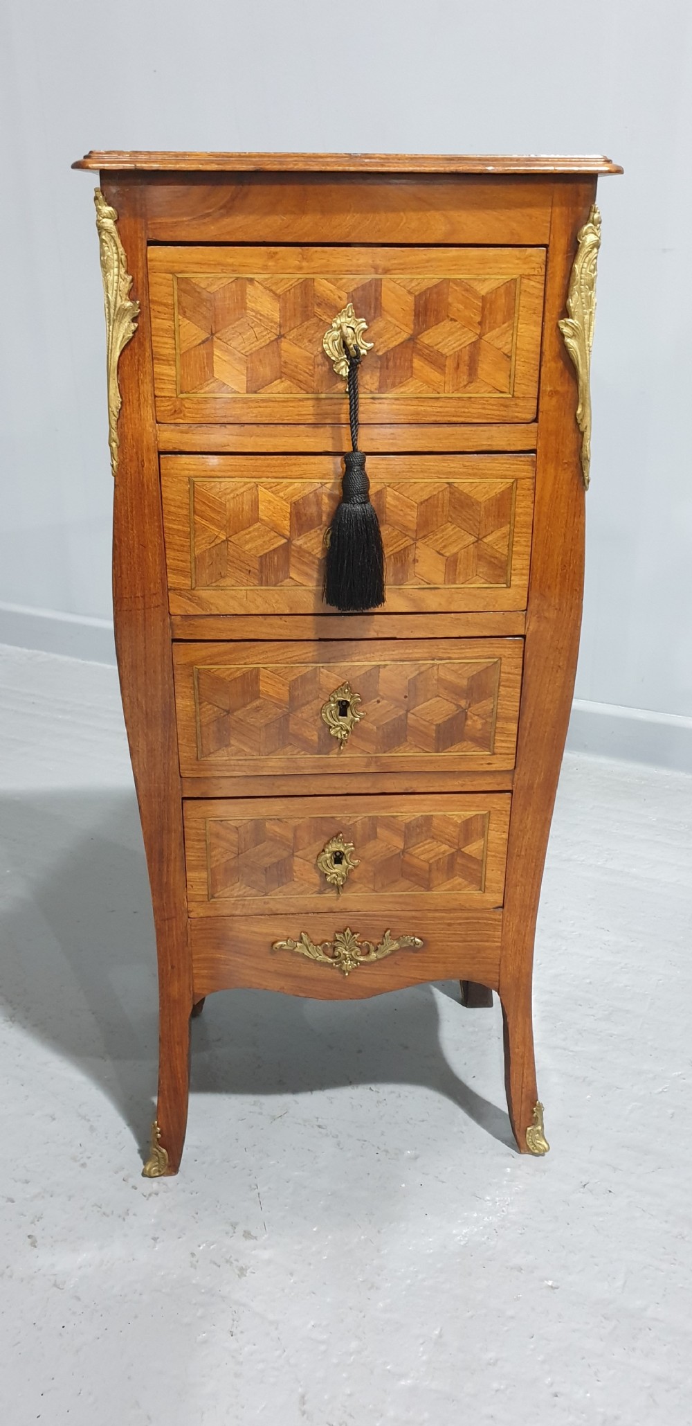 Wonderful Parquetry Semanier Chest of Drawers