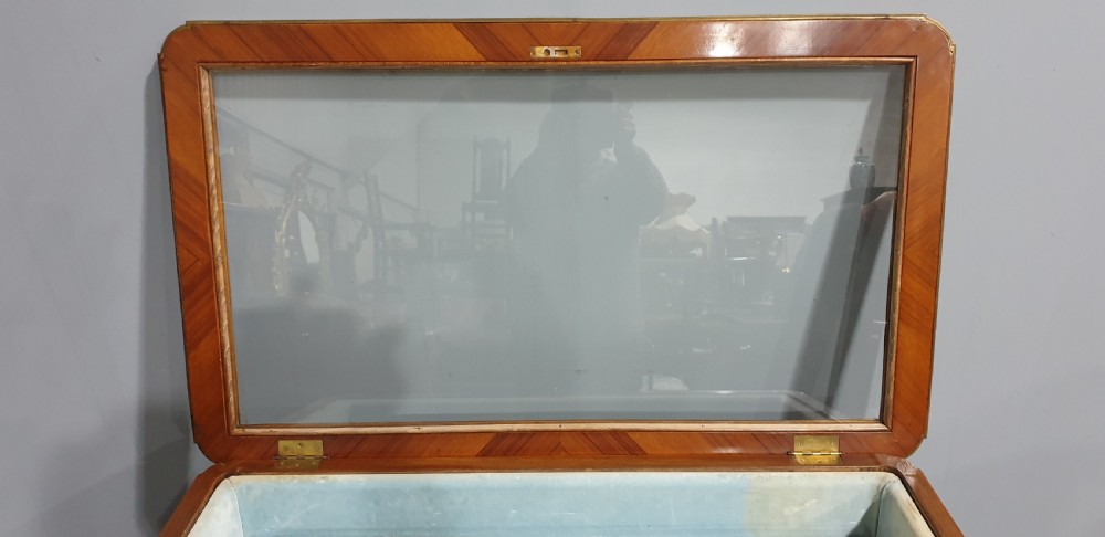 Wonderful French Bijouterie Display Table View XII