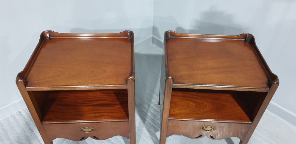 Super Pair Georgian Mahogany Bedside Cabinets View III