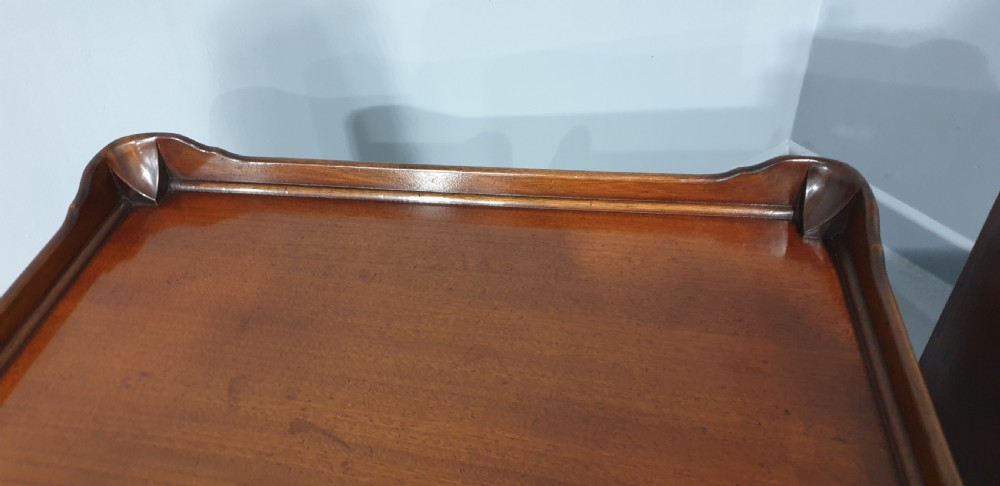 Super Pair Georgian Mahogany Bedside Cabinets View VII