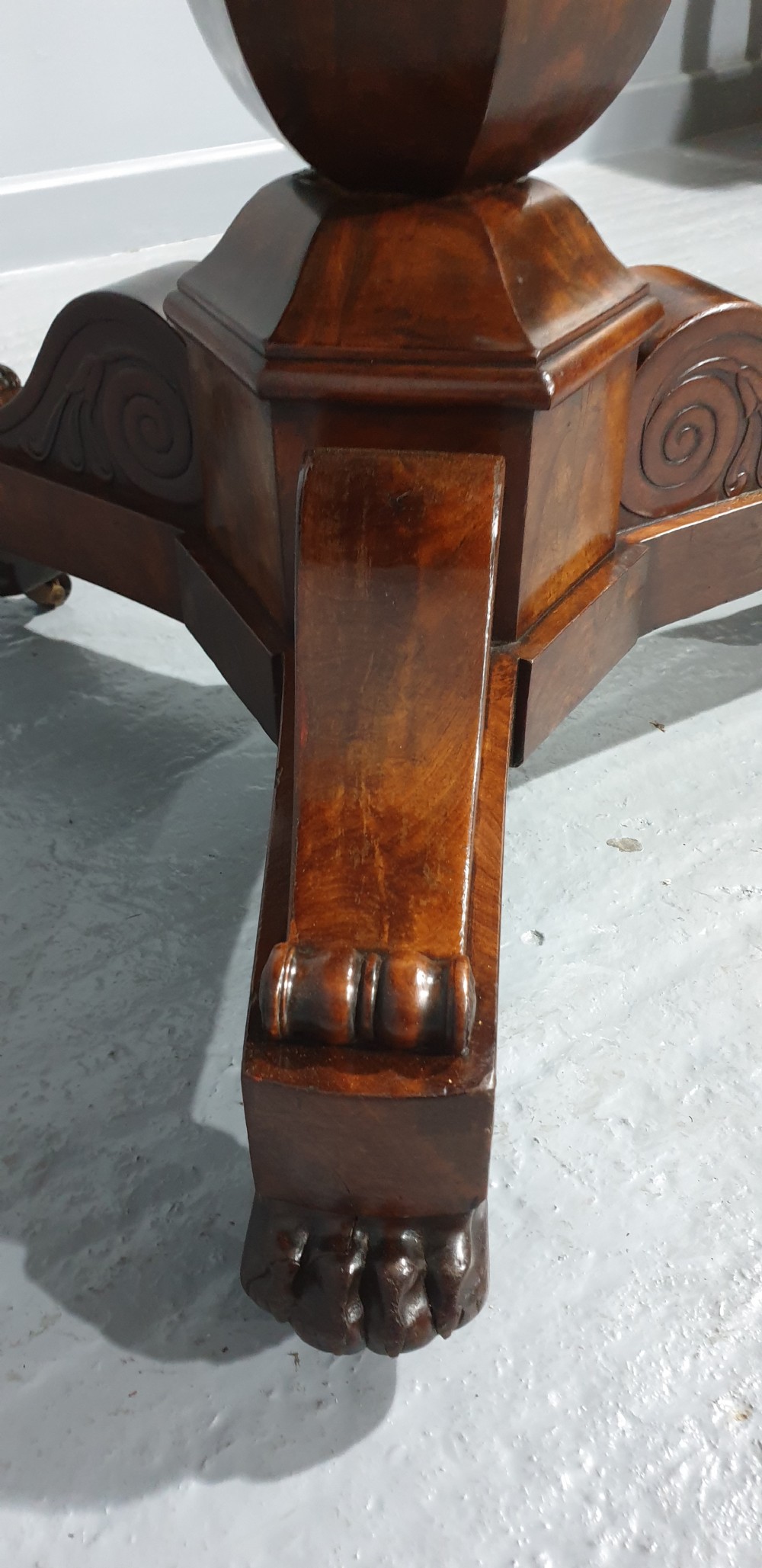 Top Quality Mahogany Gueridon Centre Table View VIII