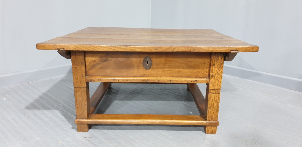 Super Chestnut Coffee Table View II