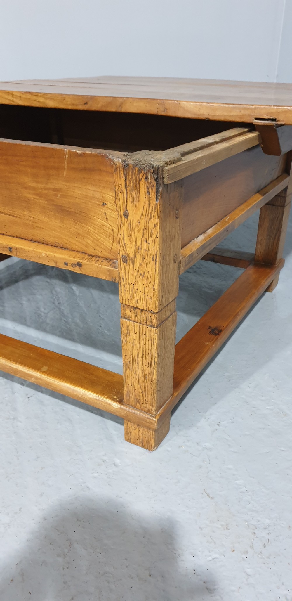 Super Chestnut Coffee Table View VI