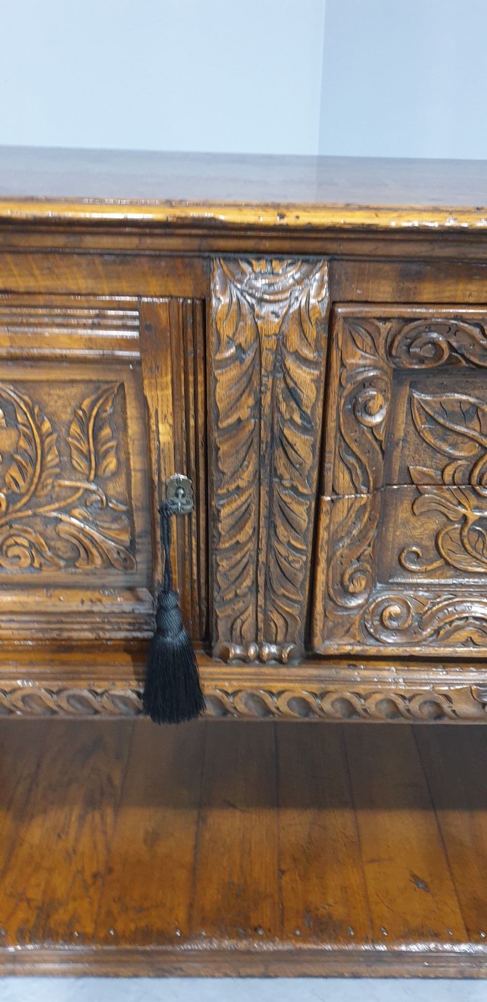 Top Quality Elizabethan Oak Sideboard View VII