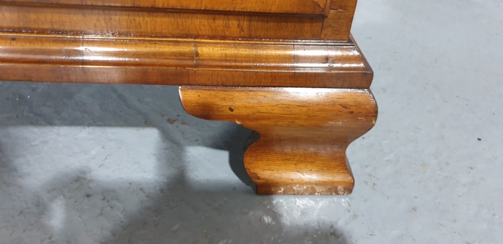 Pretty Walnut Chest of Drawers with Brushing Slide View IV