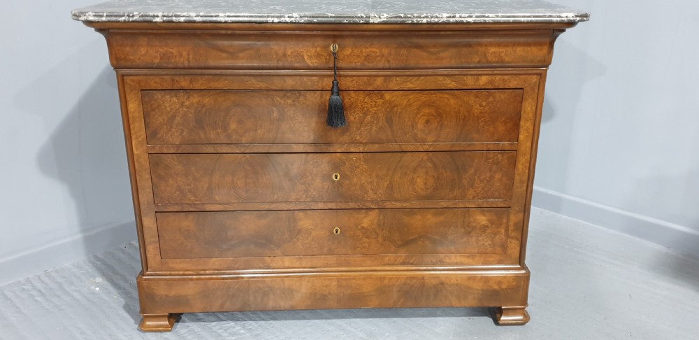 Lovely Burr Walnut Commode Chest of Drawers View II