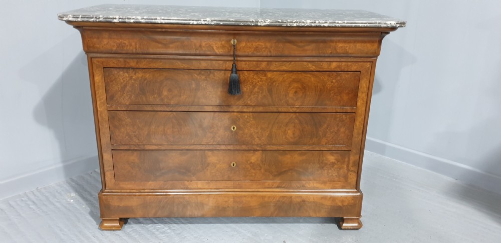 Lovely Burr Walnut Commode Chest of Drawers View III