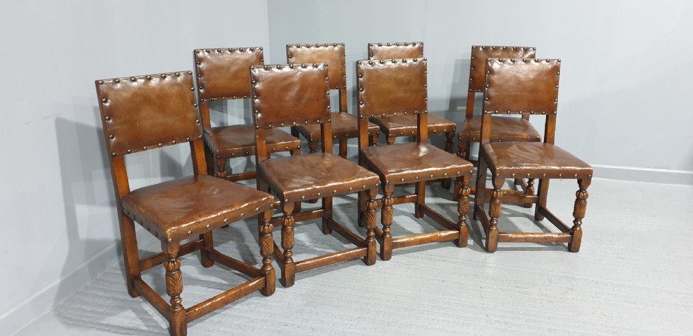 Fine Set of Eight Oak and Leather Dining Chairs View VIII