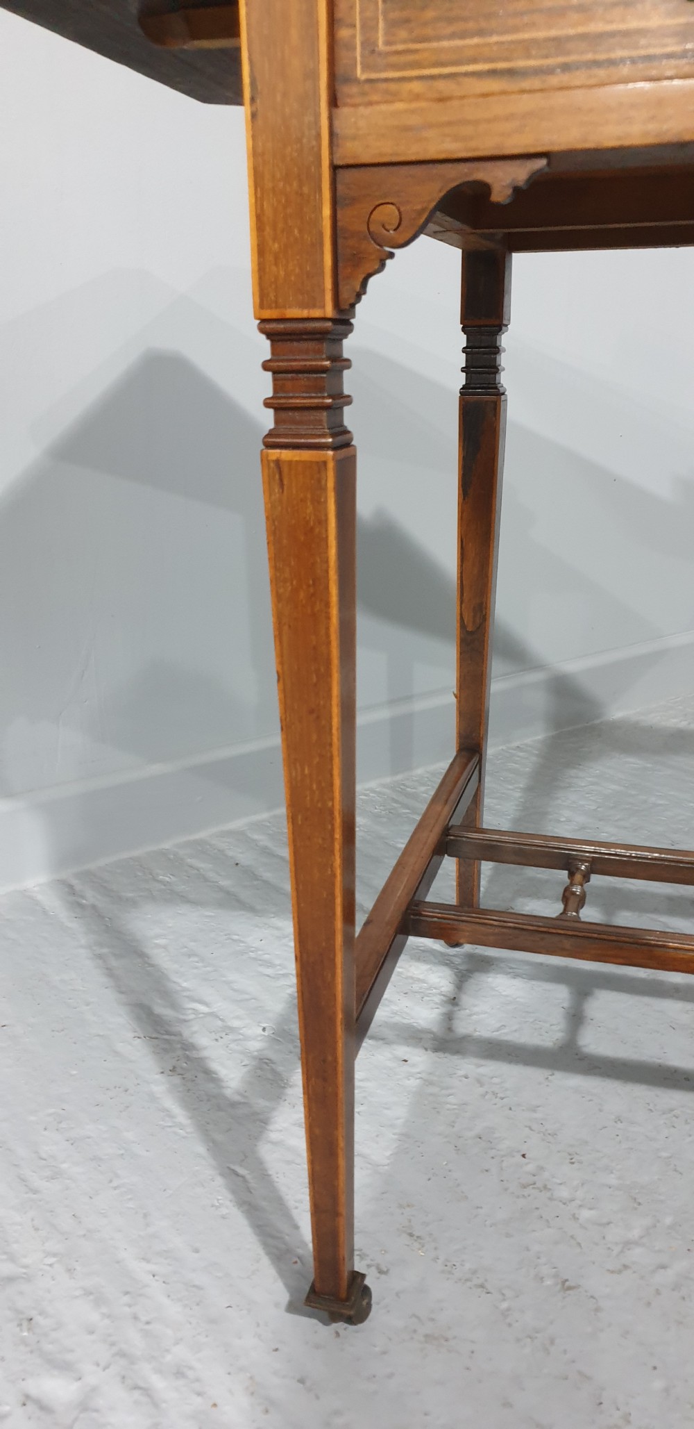 Fine Rosewood Ladies Writing Desk View IV