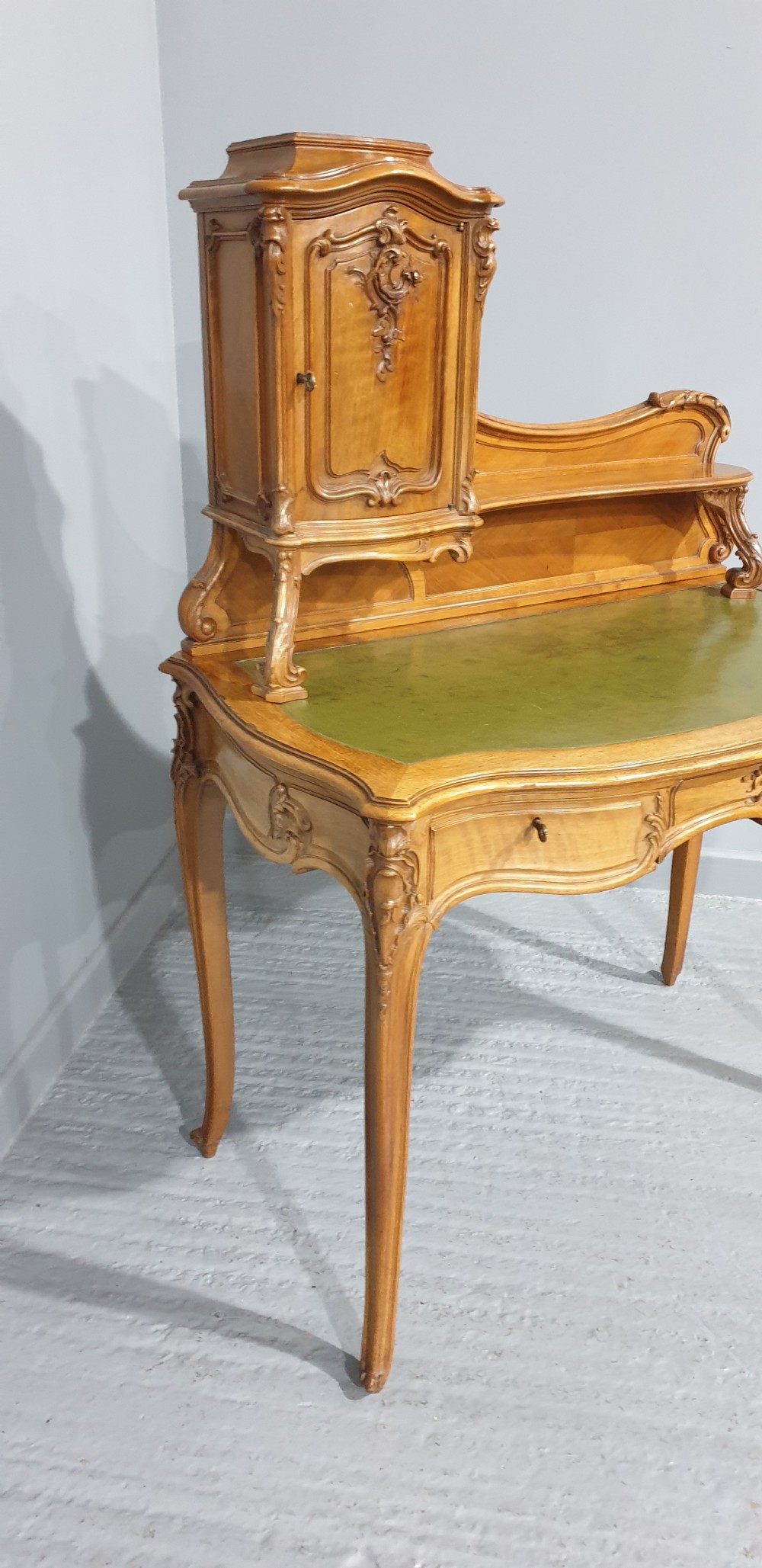 Super French Ladies Writing Desk View III