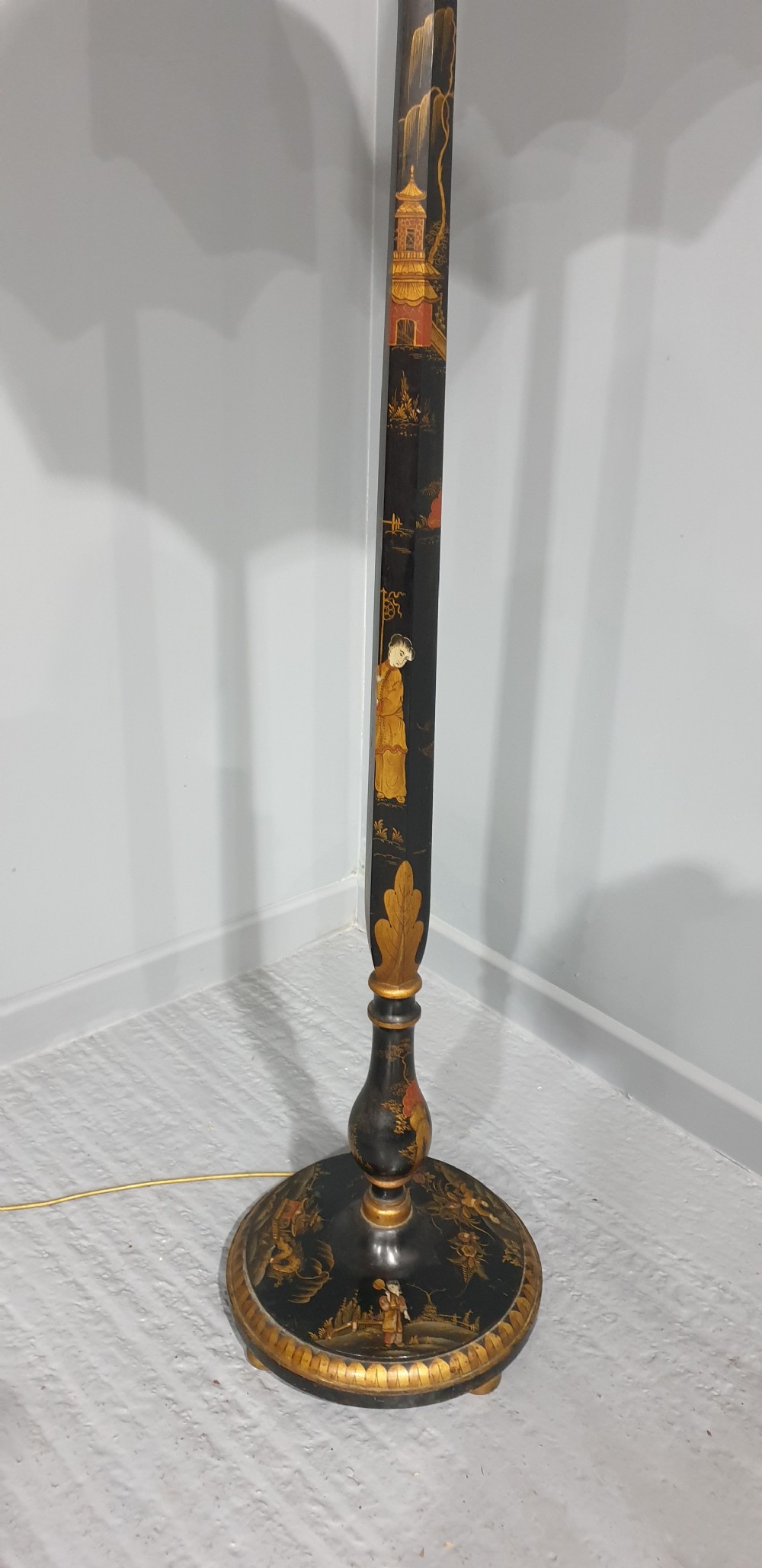 Superb Quality Chinoiserie Standard Lamp View III