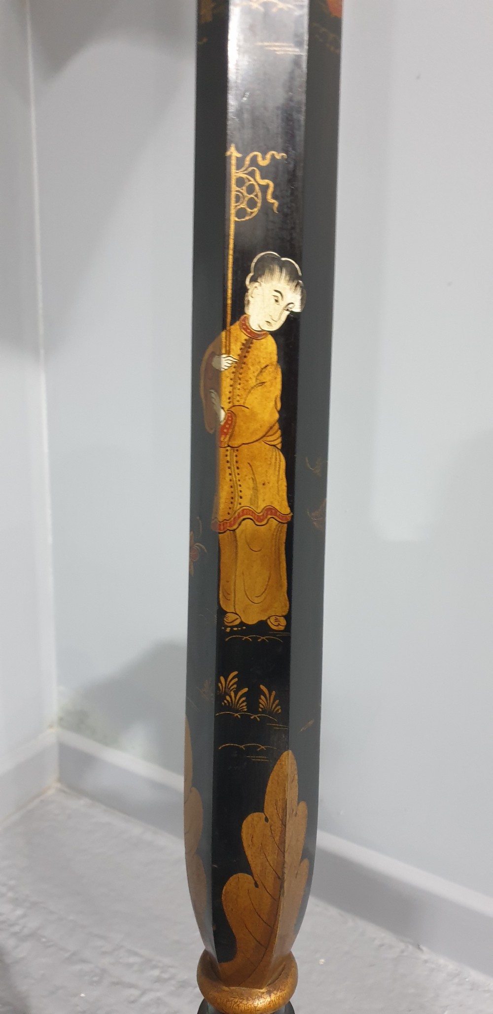 Superb Quality Chinoiserie Standard Lamp View V