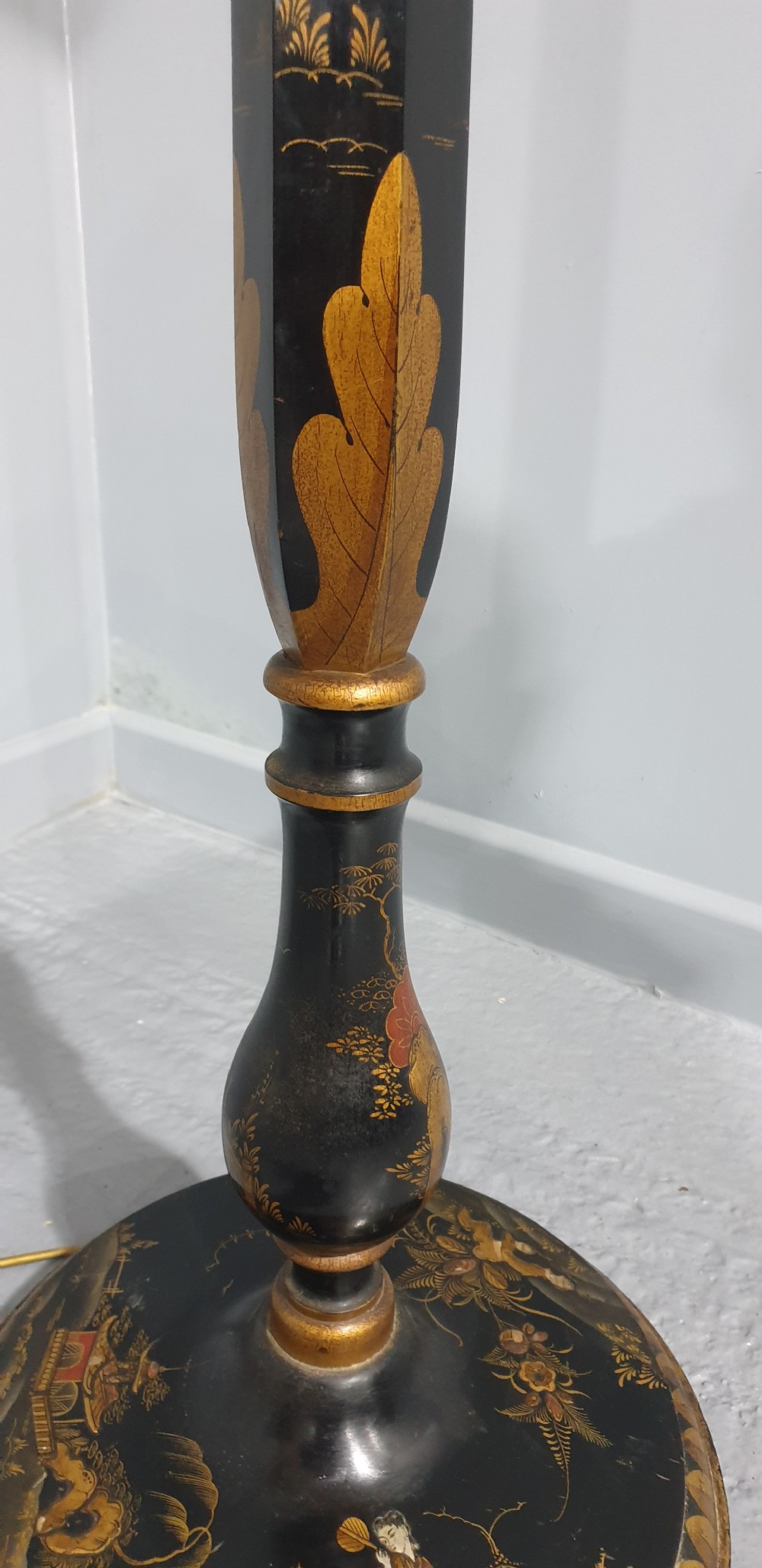 Superb Quality Chinoiserie Standard Lamp View VI
