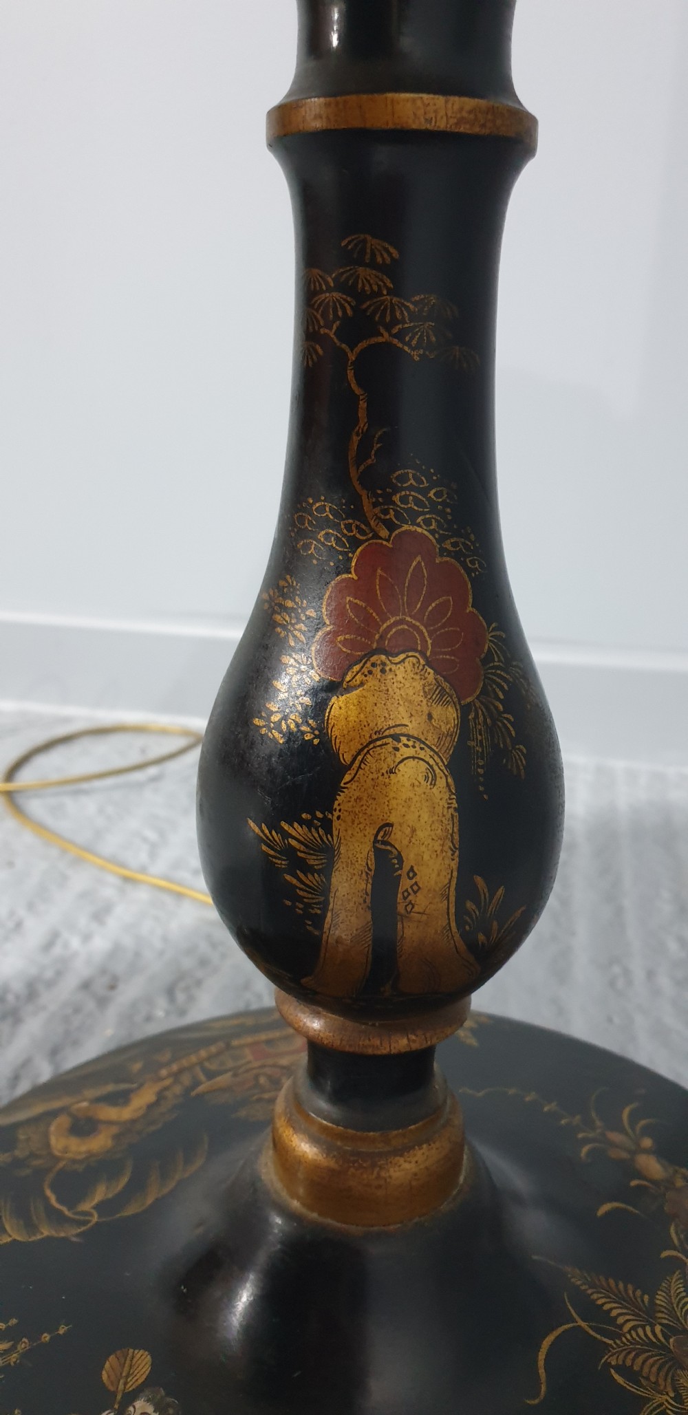 Superb Quality Chinoiserie Standard Lamp View IX