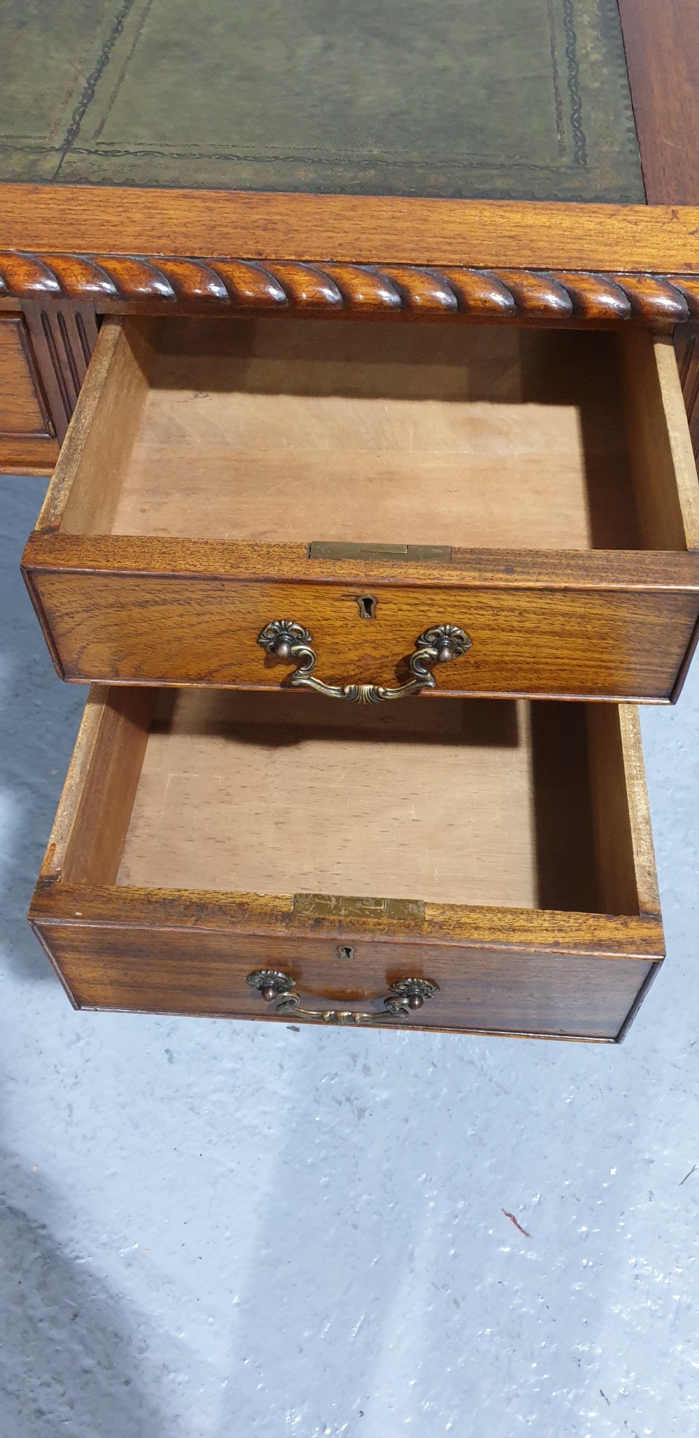 Top Quality Mahogany Pedestal Desk View VI