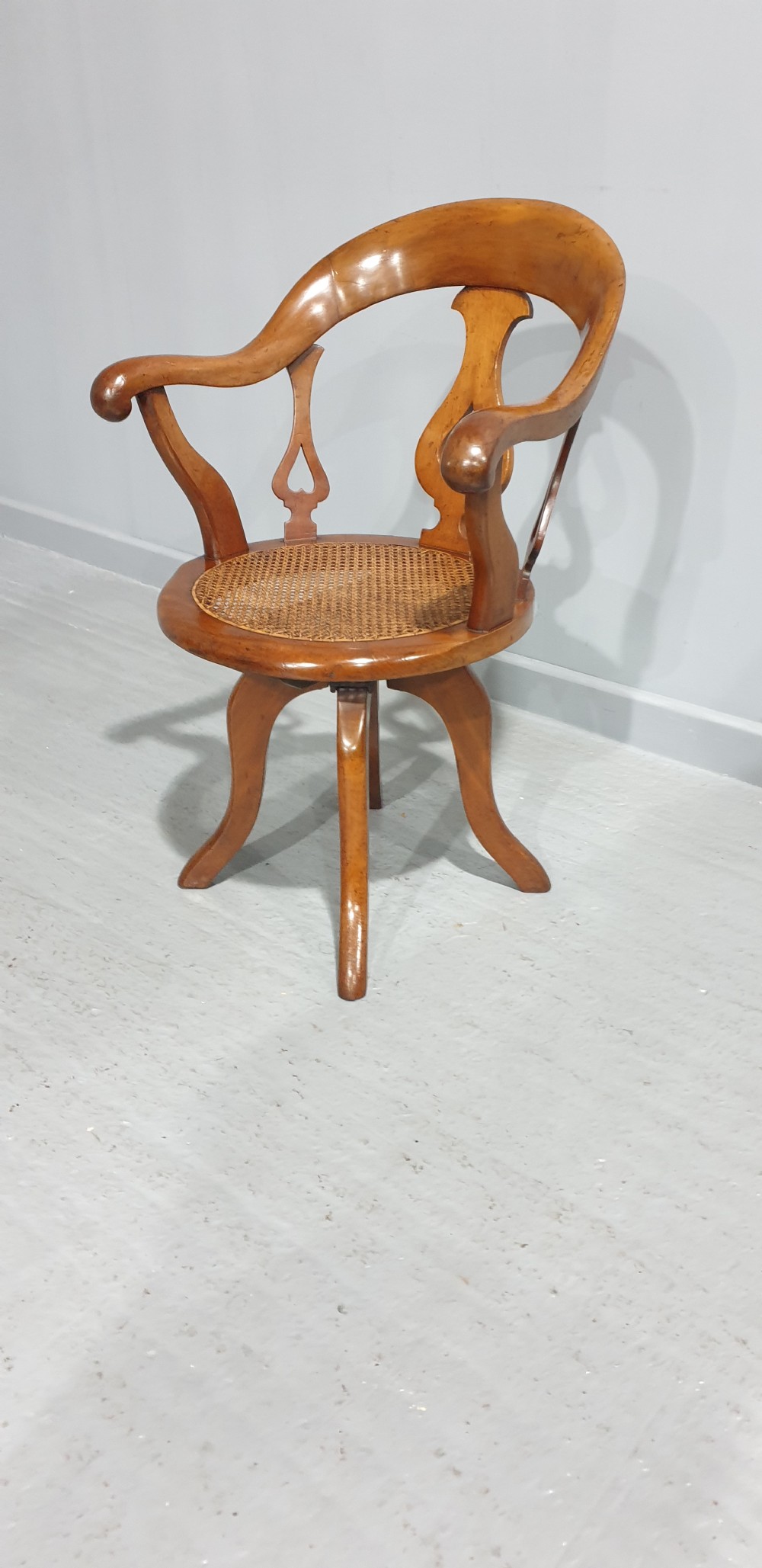 Fine Mahogany Tilt and Turn Desk Chair View III