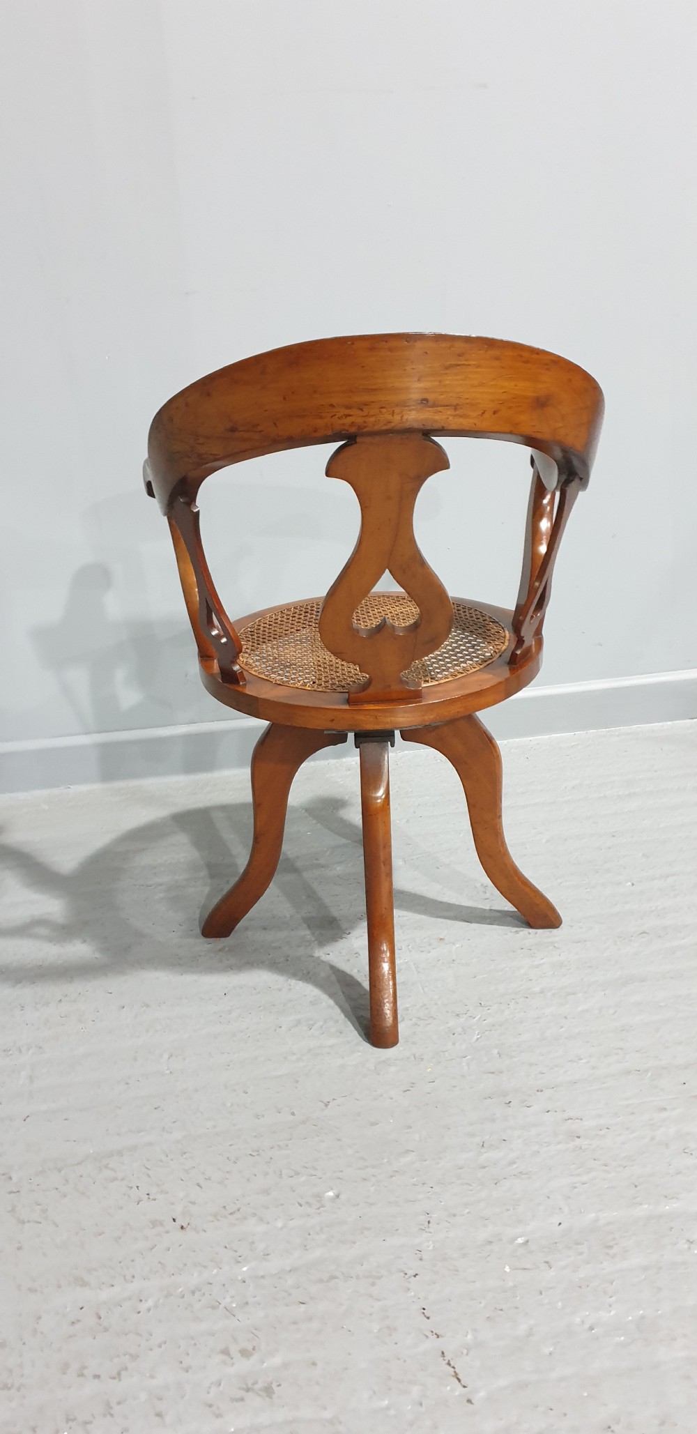 Fine Mahogany Tilt and Turn Desk Chair View IV