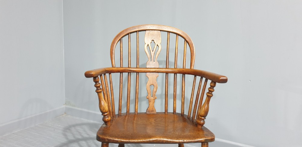 Fine Ash and Elm Windsor Chair View IV