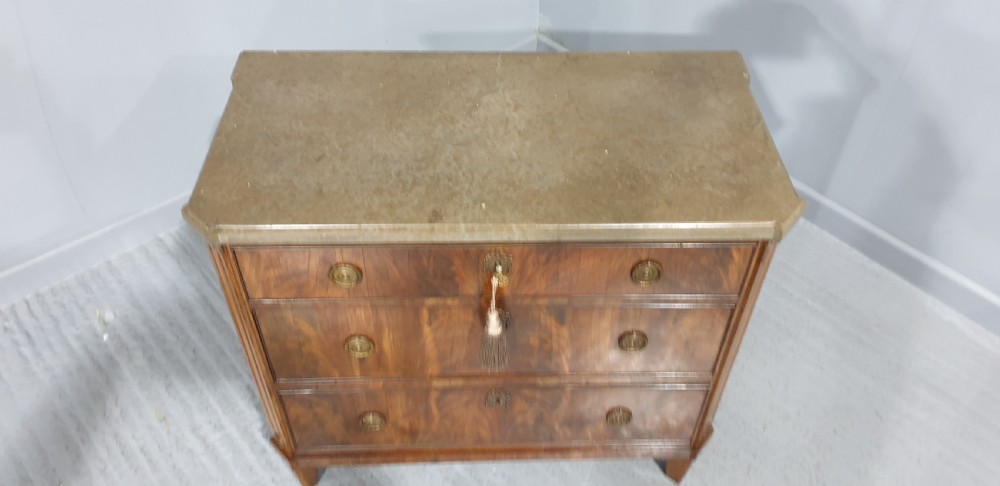 Very Good Empire Mahogany Commode Chest of Drawers View VII