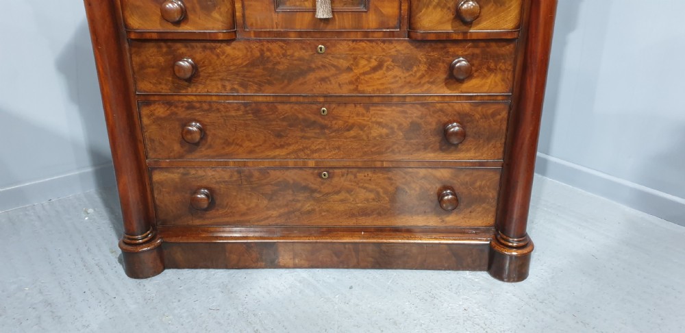 Wonderful Victorian Mahogany Chest of Drawers View VI