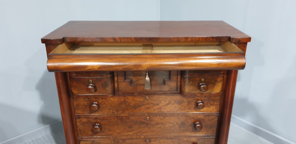 Wonderful Victorian Mahogany Chest of Drawers View X