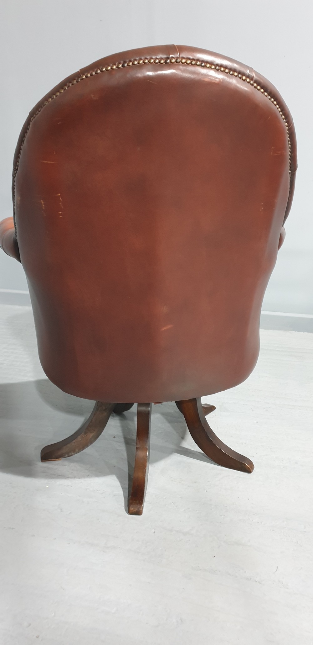 Outstanding Red Leather Office Desk Chair View VIII