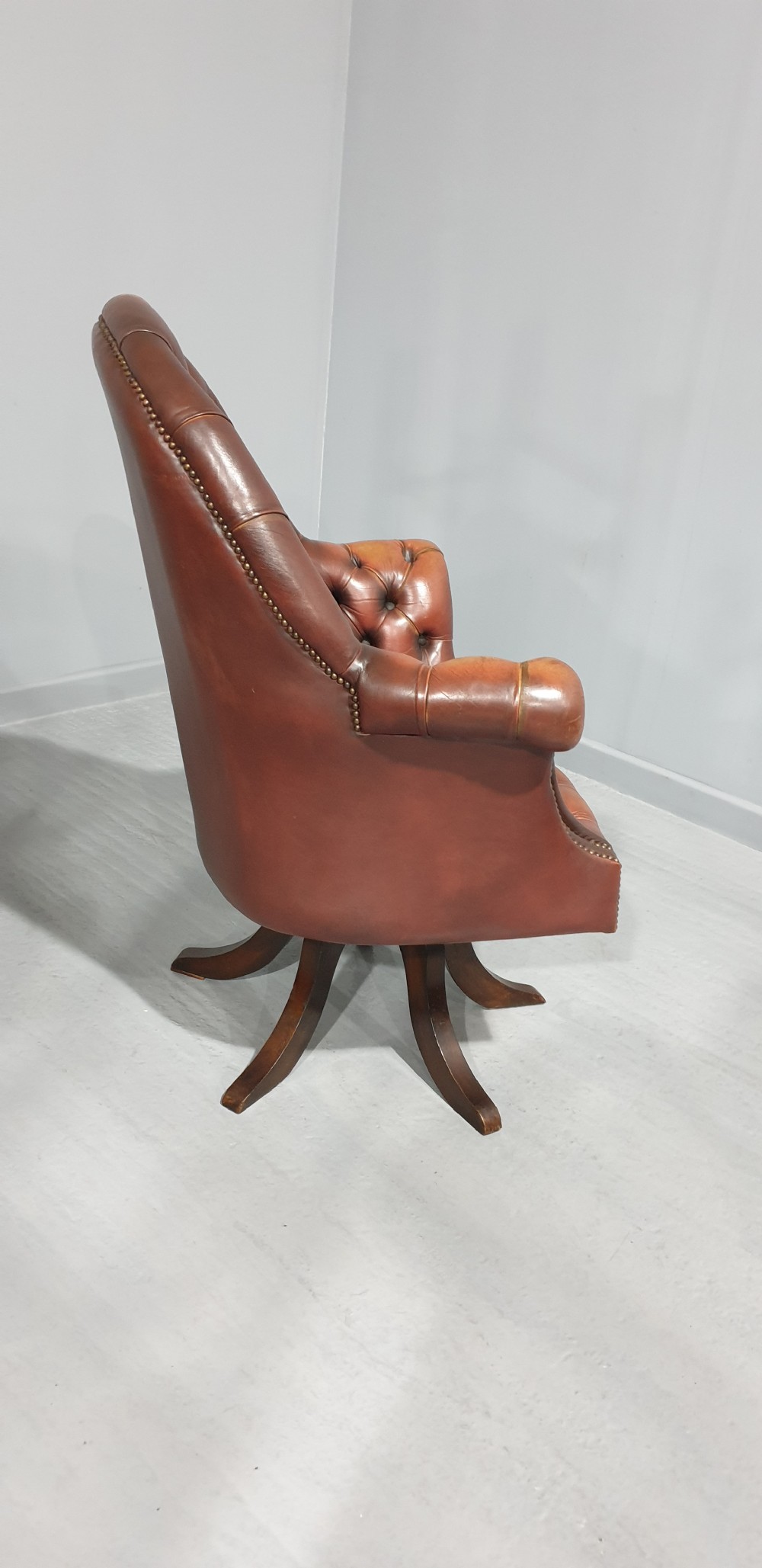 Outstanding Red Leather Office Desk Chair View IX