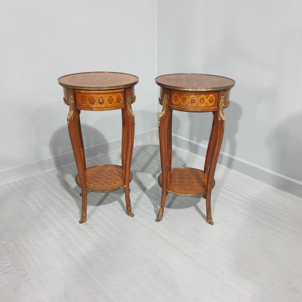 Super Pair French Round Parquetry Lamp Table
