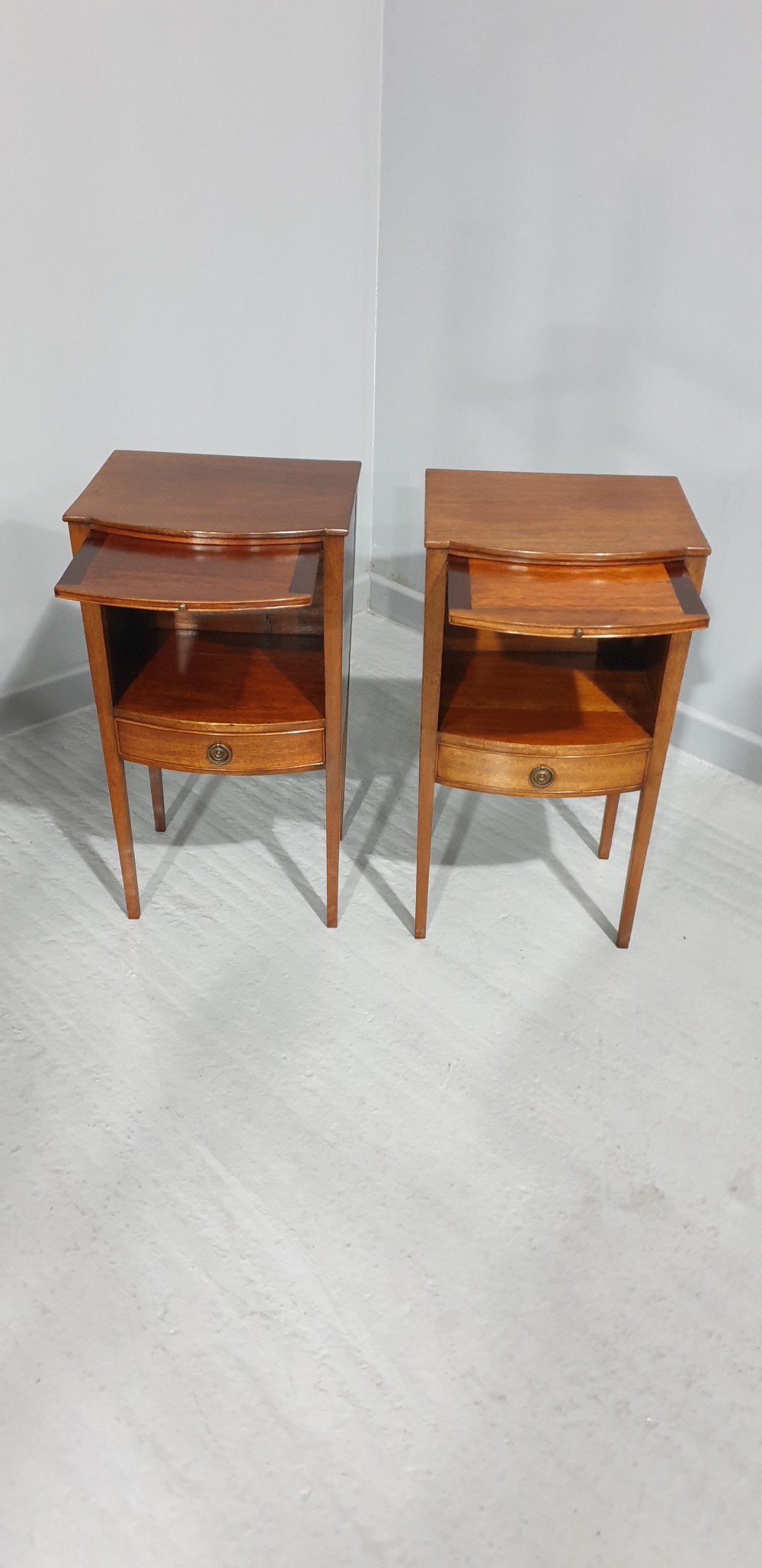 Pair Mahogany Bedside Lamp Cabinets View V