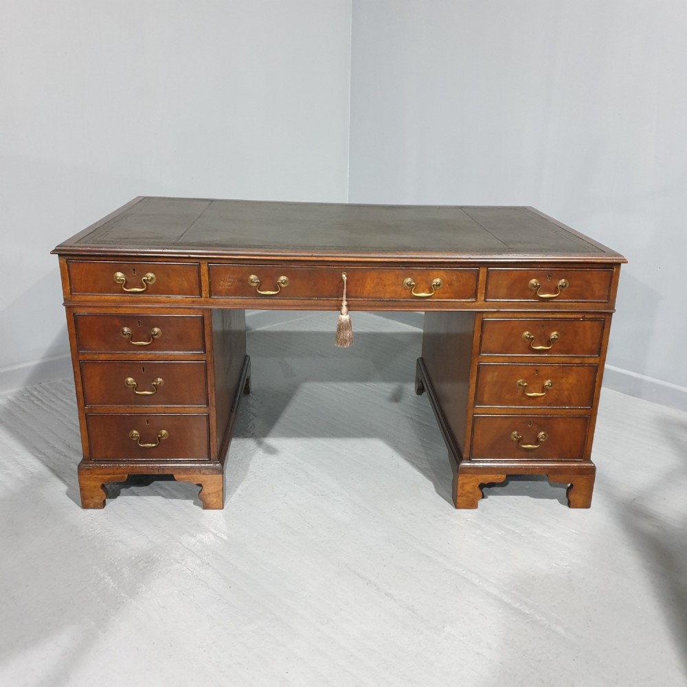 Very Nice Mahogany Pedestal Desk
