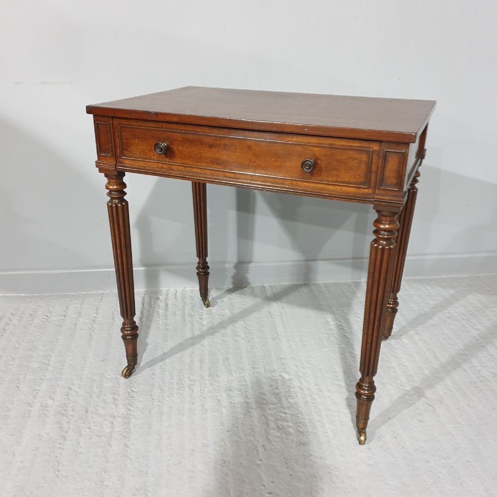 Fine William 4th Side Table