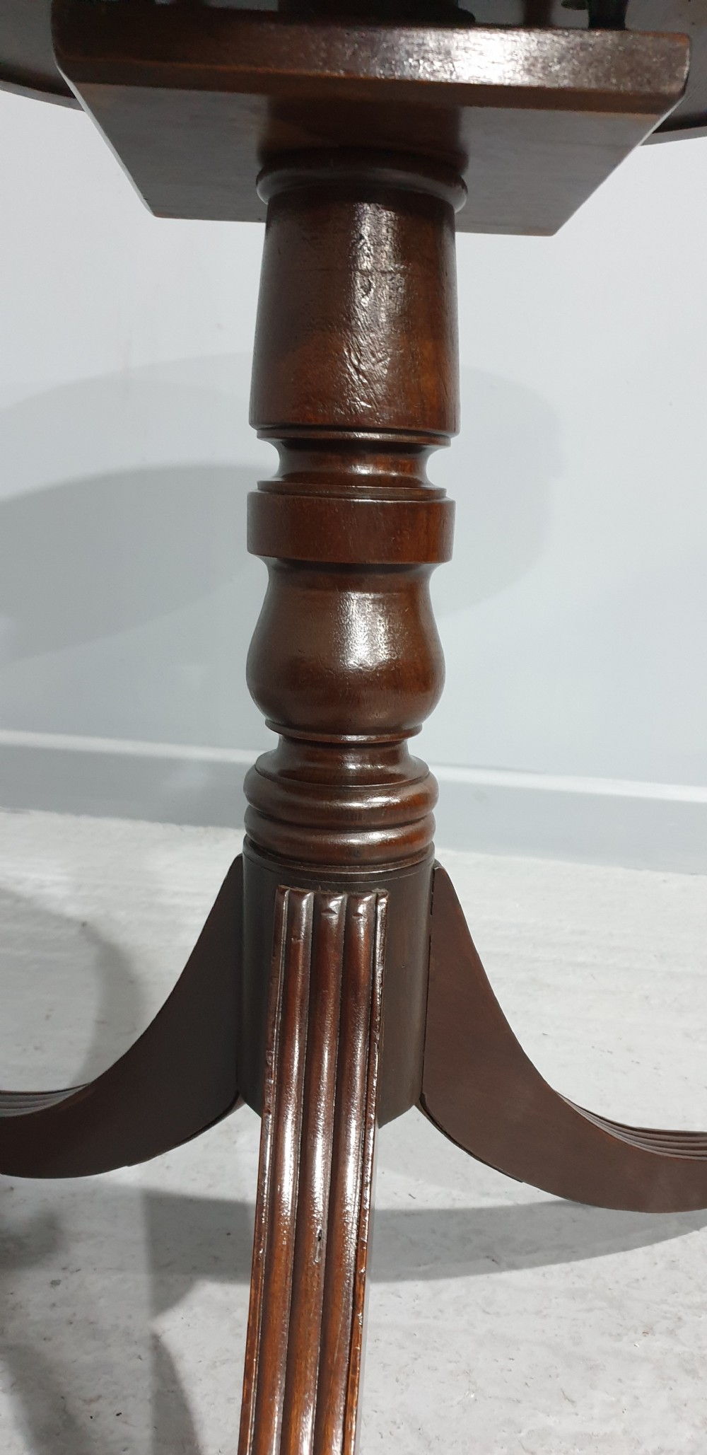 Super Mahogany Drum Table View IX