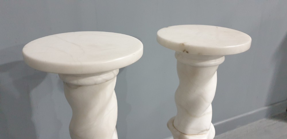Super Pair White Marble Columns View V