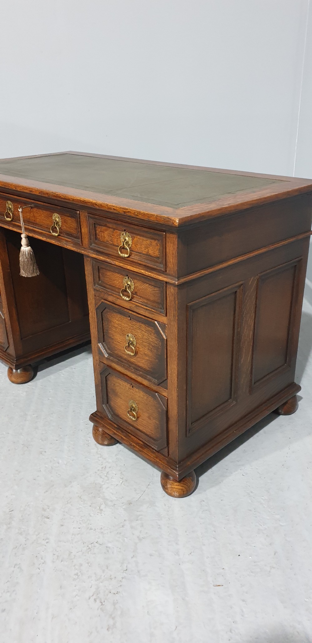 Superb Oak Pedestal Desk View V