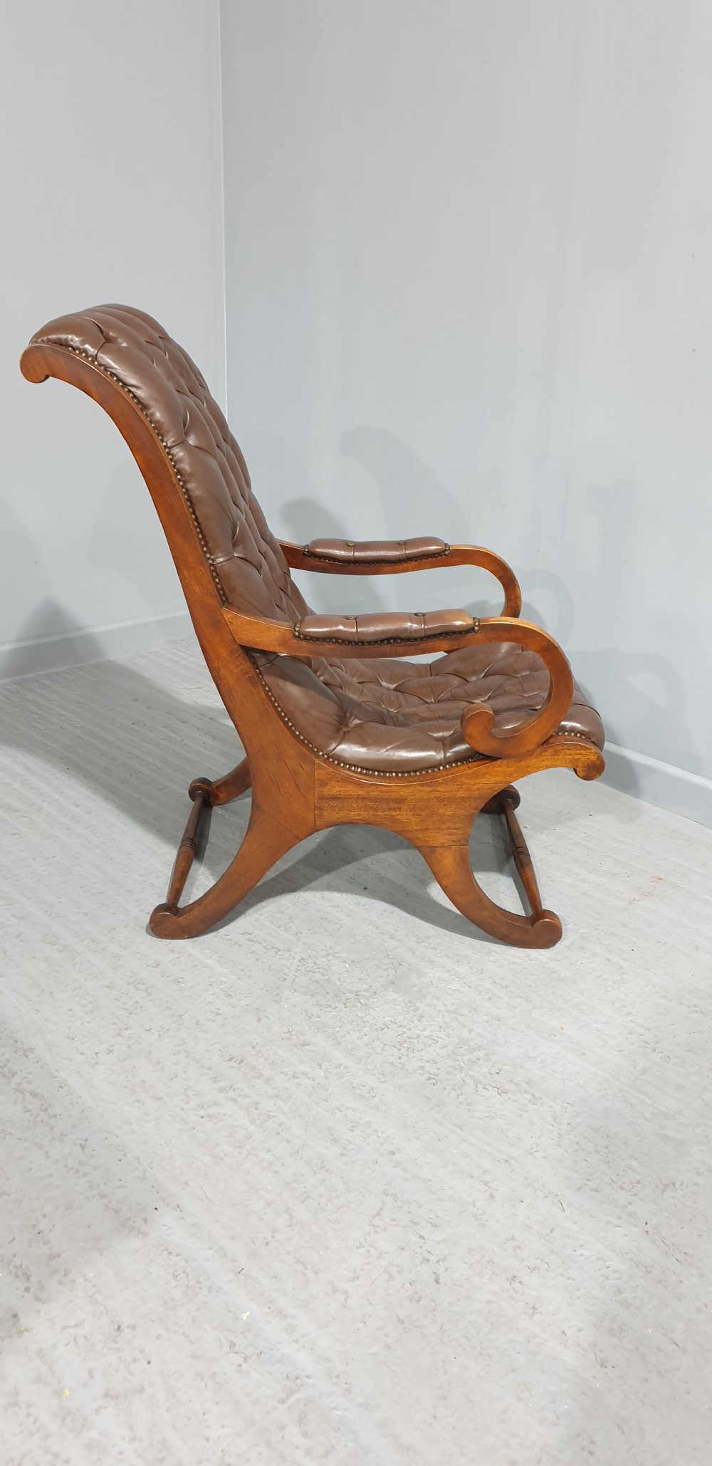 Superior Mahogany Slipper Chair View III