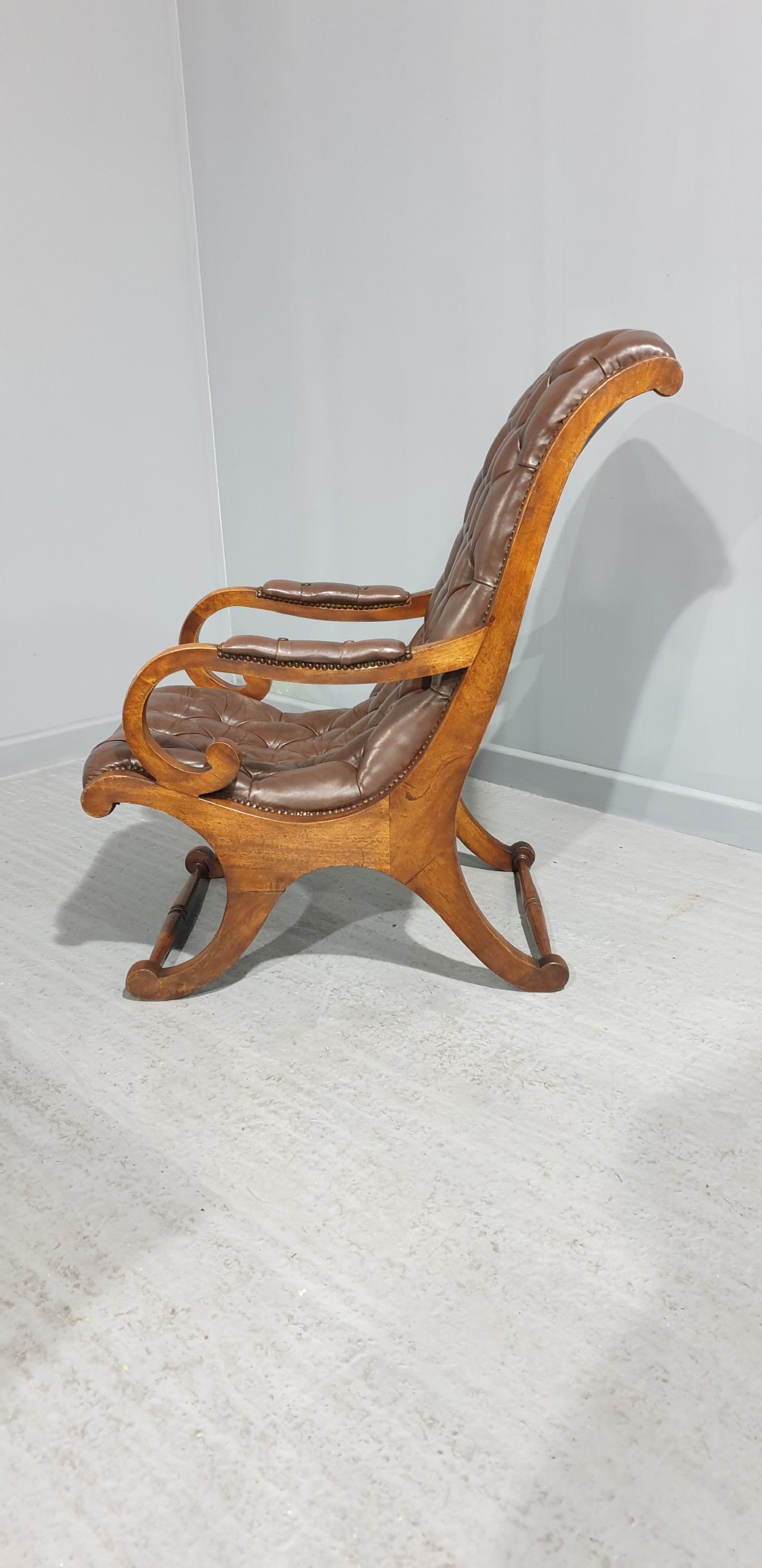 Superior Mahogany Slipper Chair View VI