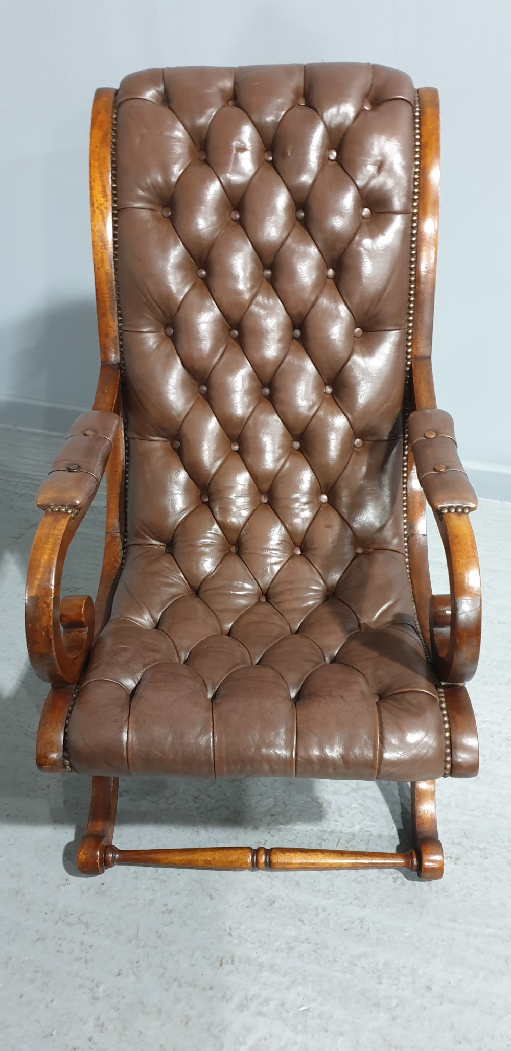 Superior Mahogany Slipper Chair View VII