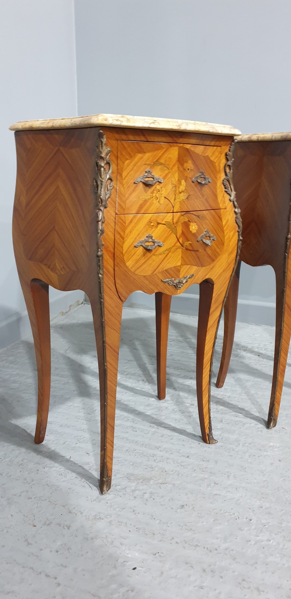 Pair of Quality French Bedside Lamp Chests of Drawers View IV