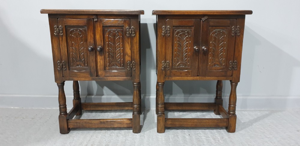 Pair Oak Bedside Cabinets View III